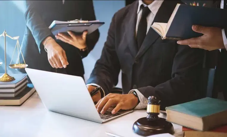 خدمات الشركات القانونية والتجارية وتأسيس الشركات